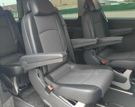 Белый Мерседес Виано, объемом двигателя 2.14 л и пробегом 285 тыс. км за 20320 $, фото 4 на Automoto.ua