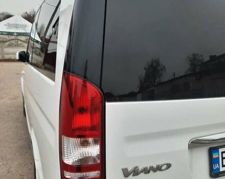 Белый Мерседес Виано, объемом двигателя 2.14 л и пробегом 285 тыс. км за 20320 $, фото 8 на Automoto.ua