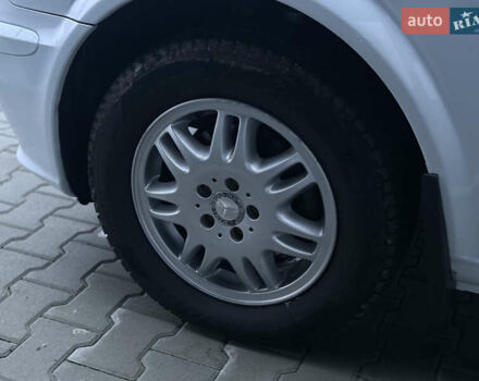 Белый Мерседес Виано, объемом двигателя 2.14 л и пробегом 175 тыс. км за 17700 $, фото 9 на Automoto.ua