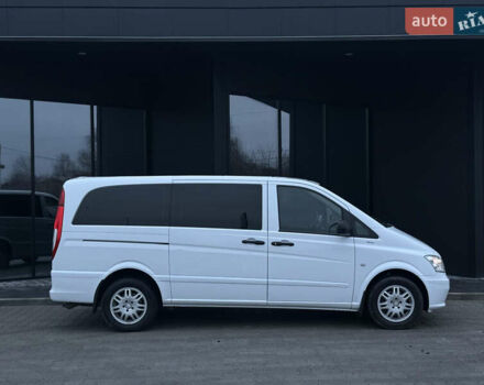 Белый Мерседес Виано, объемом двигателя 2.14 л и пробегом 175 тыс. км за 17700 $, фото 5 на Automoto.ua