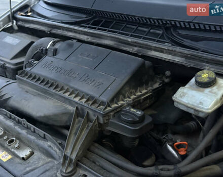 Белый Мерседес Виано, объемом двигателя 2.14 л и пробегом 175 тыс. км за 17700 $, фото 19 на Automoto.ua