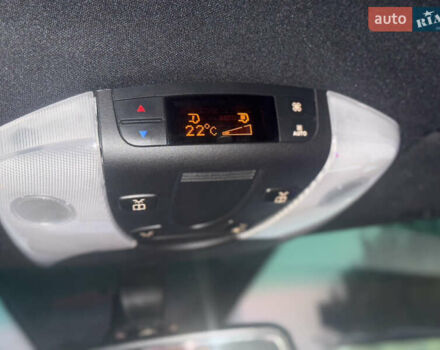 Мерседес Виано 2014 в Львове на Automoto.ua Белый Мерседес Виано, объемом двигателя 2.14 л и пробегом 271 тыс. км за 24000 $, фото 21 на Automoto.ua