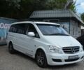 Белый Мерседес Виано, объемом двигателя 2.2 л и пробегом 260 тыс. км за 19800 $, фото 2 на Automoto.ua