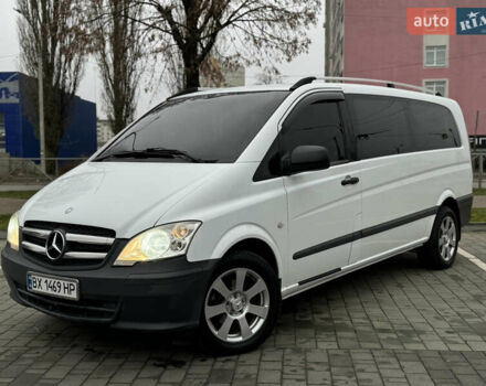 Білий Мерседес Віано, об'ємом двигуна 2.2 л та пробігом 293 тис. км за 10700 $, фото 1 на Automoto.ua