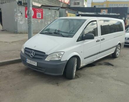 Белый Мерседес Виано, объемом двигателя 2.14 л и пробегом 329 тыс. км за 12500 $, фото 1 на Automoto.ua