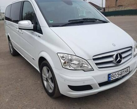 Белый Мерседес Виано, объемом двигателя 2.14 л и пробегом 285 тыс. км за 20320 $, фото 1 на Automoto.ua