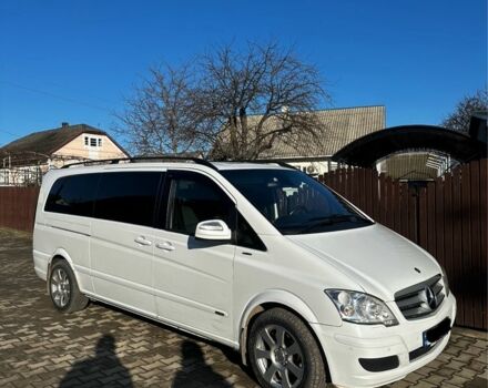 Белый Мерседес Виано, объемом двигателя 2.1 л и пробегом 270 тыс. км за 24500 $, фото 1 на Automoto.ua