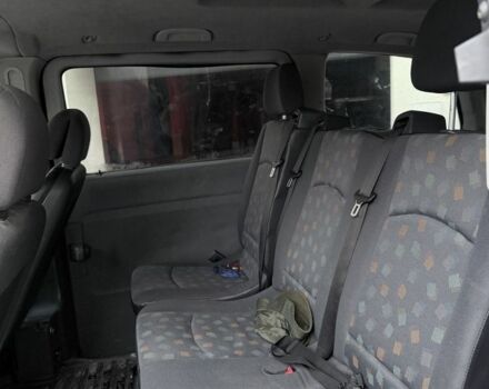 Чорний Мерседес Віано, об'ємом двигуна 2.2 л та пробігом 400 тис. км за 4800 $, фото 5 на Automoto.ua