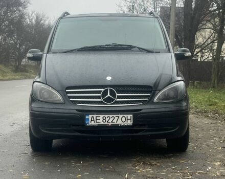 Черный Мерседес Виано, объемом двигателя 3.2 л и пробегом 293 тыс. км за 8000 $, фото 6 на Automoto.ua
