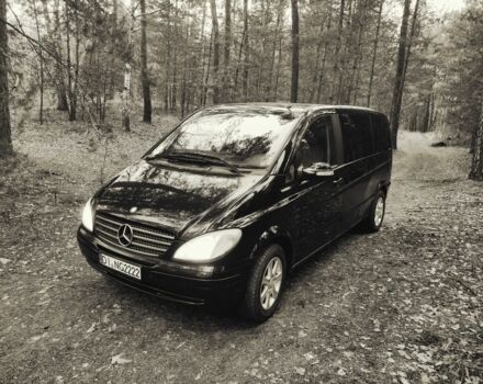 Черный Мерседес Виано, объемом двигателя 2.2 л и пробегом 236 тыс. км за 5900 $, фото 1 на Automoto.ua