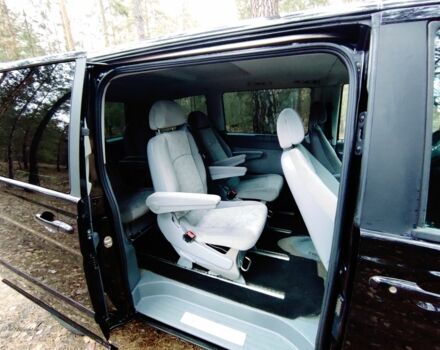 Черный Мерседес Виано, объемом двигателя 2.2 л и пробегом 236 тыс. км за 5900 $, фото 9 на Automoto.ua