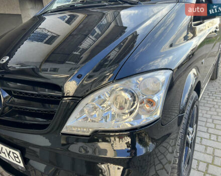 Черный Мерседес Виано, объемом двигателя 3.72 л и пробегом 332 тыс. км за 16500 $, фото 32 на Automoto.ua