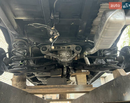 Черный Мерседес Виано, объемом двигателя 3.72 л и пробегом 332 тыс. км за 16500 $, фото 44 на Automoto.ua