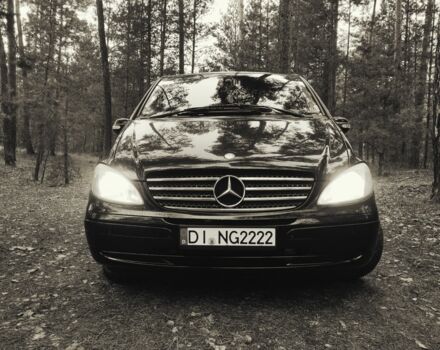 Черный Мерседес Виано, объемом двигателя 2.2 л и пробегом 236 тыс. км за 5900 $, фото 2 на Automoto.ua