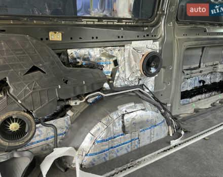 Черный Мерседес Виано, объемом двигателя 3.72 л и пробегом 332 тыс. км за 16500 $, фото 52 на Automoto.ua