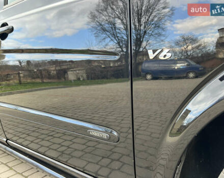 Черный Мерседес Виано, объемом двигателя 3.72 л и пробегом 332 тыс. км за 16500 $, фото 11 на Automoto.ua