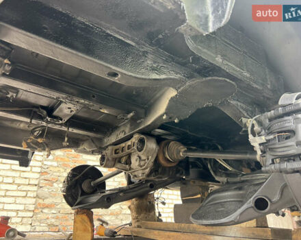 Черный Мерседес Виано, объемом двигателя 3.72 л и пробегом 332 тыс. км за 16500 $, фото 41 на Automoto.ua