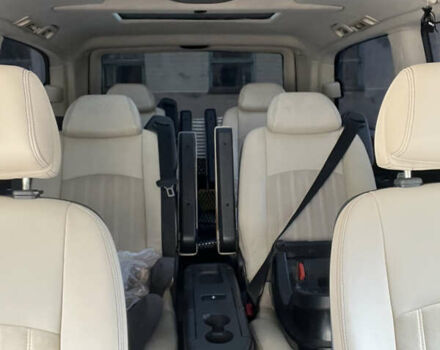 Черный Мерседес Виано, объемом двигателя 3.72 л и пробегом 332 тыс. км за 16500 $, фото 29 на Automoto.ua