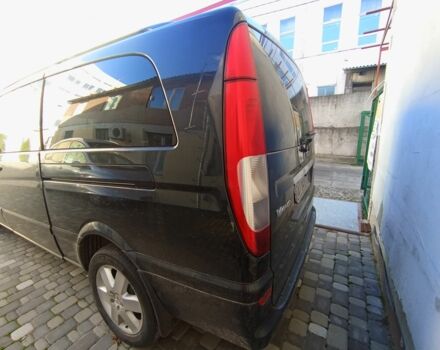 Черный Мерседес Виано, объемом двигателя 3 л и пробегом 430 тыс. км за 8000 $, фото 5 на Automoto.ua