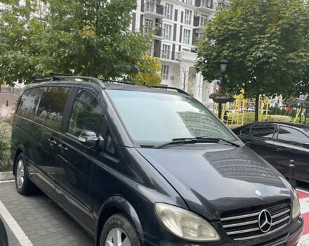 Черный Мерседес Виано, объемом двигателя 3.72 л и пробегом 475 тыс. км за 12000 $, фото 3 на Automoto.ua