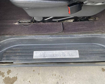 Чорний Мерседес Віано, об'ємом двигуна 2.15 л та пробігом 471 тис. км за 12888 $, фото 18 на Automoto.ua