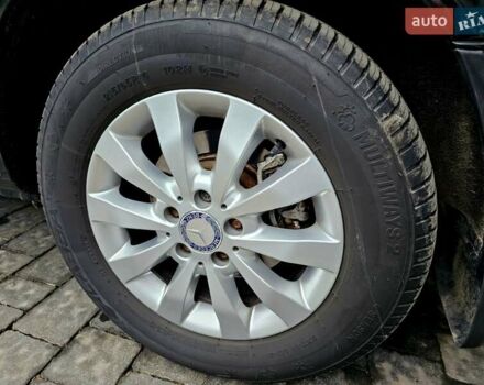 Чорний Мерседес Віано, об'ємом двигуна 3 л та пробігом 390 тис. км за 15999 $, фото 15 на Automoto.ua