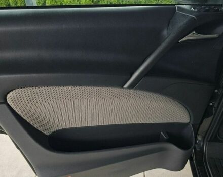 Черный Мерседес Виано, объемом двигателя 3 л и пробегом 277 тыс. км за 8400 $, фото 14 на Automoto.ua