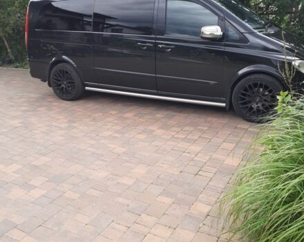 Черный Мерседес Виано, объемом двигателя 2.2 л и пробегом 230 тыс. км за 15300 $, фото 5 на Automoto.ua