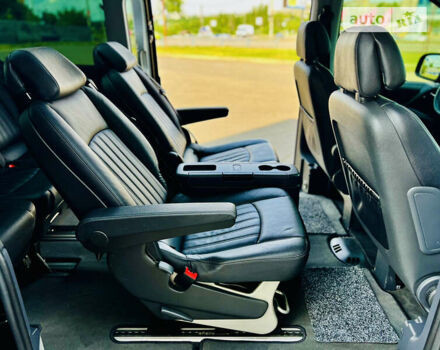Черный Мерседес Виано, объемом двигателя 2.99 л и пробегом 152 тыс. км за 33000 $, фото 13 на Automoto.ua