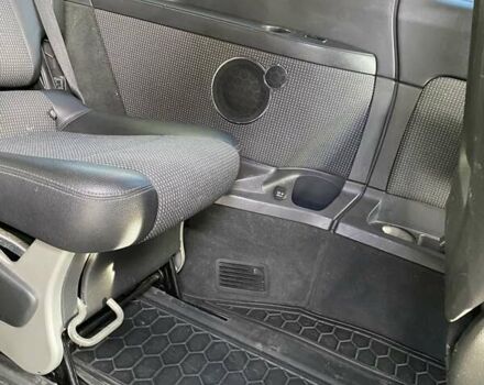 Черный Мерседес Виано, объемом двигателя 2.14 л и пробегом 274 тыс. км за 19800 $, фото 9 на Automoto.ua