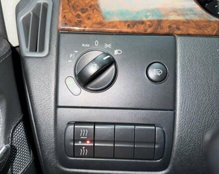 Черный Мерседес Виано, объемом двигателя 2.14 л и пробегом 286 тыс. км за 18700 $, фото 10 на Automoto.ua