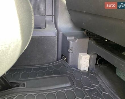 Черный Мерседес Виано, объемом двигателя 2.14 л и пробегом 274 тыс. км за 19800 $, фото 34 на Automoto.ua