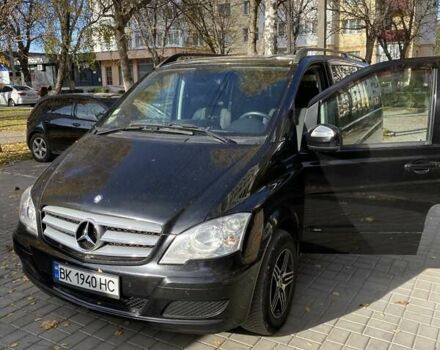 Черный Мерседес Виано, объемом двигателя 2.14 л и пробегом 274 тыс. км за 19800 $, фото 4 на Automoto.ua
