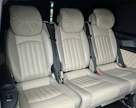 Чорний Мерседес Віано, об'ємом двигуна 2.14 л та пробігом 335 тис. км за 22200 $, фото 17 на Automoto.ua