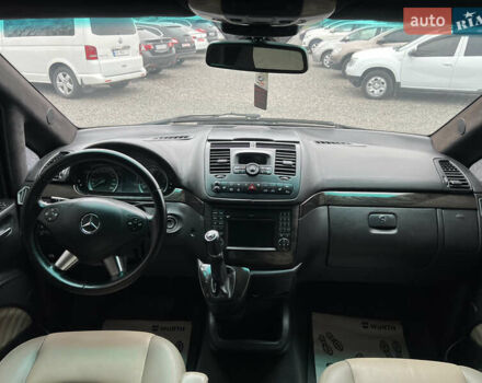 Чорний Мерседес Віано, об'ємом двигуна 2.14 л та пробігом 335 тис. км за 22200 $, фото 13 на Automoto.ua