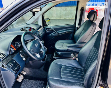 Черный Мерседес Виано, объемом двигателя 2.99 л и пробегом 152 тыс. км за 33000 $, фото 7 на Automoto.ua