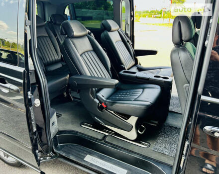 Черный Мерседес Виано, объемом двигателя 2.99 л и пробегом 152 тыс. км за 33000 $, фото 12 на Automoto.ua