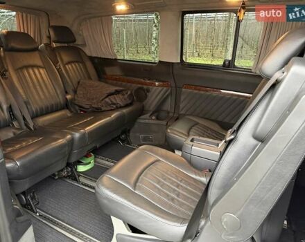 Черный Мерседес Виано, объемом двигателя 2.14 л и пробегом 286 тыс. км за 18700 $, фото 7 на Automoto.ua