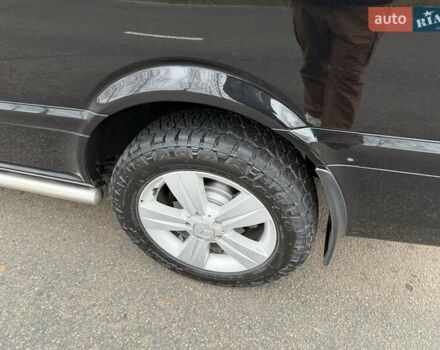 Черный Мерседес Виано, объемом двигателя 2.14 л и пробегом 286 тыс. км за 18700 $, фото 6 на Automoto.ua