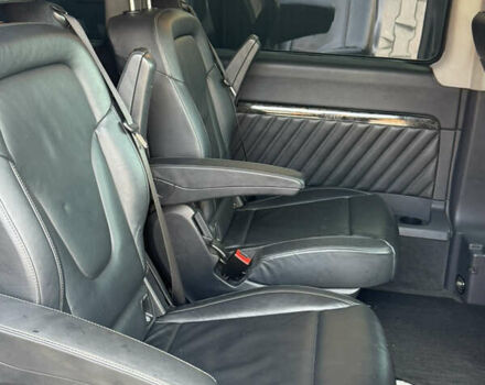 Черный Мерседес Виано, объемом двигателя 2.99 л и пробегом 290 тыс. км за 20900 $, фото 14 на Automoto.ua