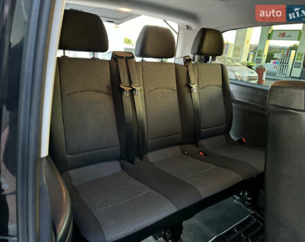 Черный Мерседес Виано, объемом двигателя 2.2 л и пробегом 306 тыс. км за 16500 $, фото 71 на Automoto.ua