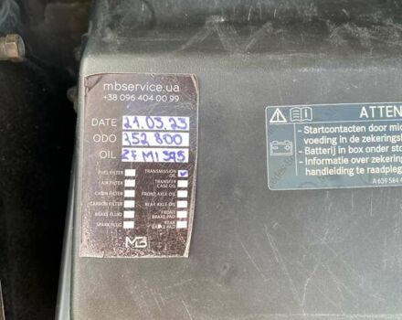 Черный Мерседес Виано, объемом двигателя 2.14 л и пробегом 380 тыс. км за 22000 $, фото 18 на Automoto.ua