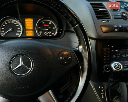 Черный Мерседес Виано, объемом двигателя 2.2 л и пробегом 306 тыс. км за 16500 $, фото 57 на Automoto.ua