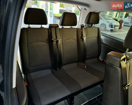 Черный Мерседес Виано, объемом двигателя 2.2 л и пробегом 306 тыс. км за 16500 $, фото 72 на Automoto.ua