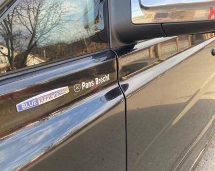 Черный Мерседес Виано, объемом двигателя 2.14 л и пробегом 380 тыс. км за 22000 $, фото 15 на Automoto.ua