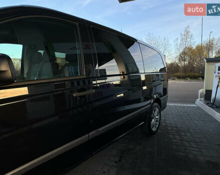 Черный Мерседес Виано, объемом двигателя 2.2 л и пробегом 306 тыс. км за 16500 $, фото 28 на Automoto.ua