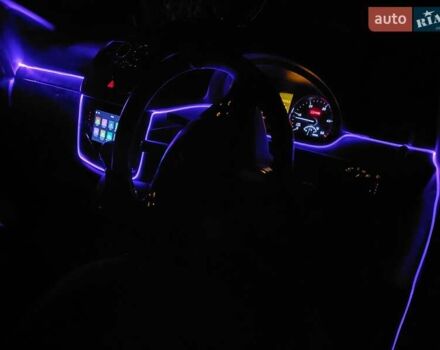 Чорний Мерседес Віано, об'ємом двигуна 2.14 л та пробігом 497 тис. км за 6000 $, фото 1 на Automoto.ua