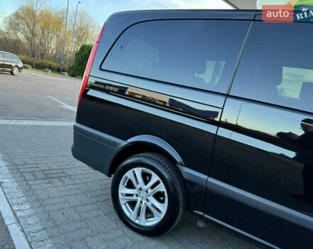 Черный Мерседес Виано, объемом двигателя 2.2 л и пробегом 306 тыс. км за 16500 $, фото 16 на Automoto.ua