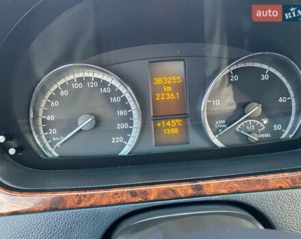 Черный Мерседес Виано, объемом двигателя 2.14 л и пробегом 380 тыс. км за 22000 $, фото 25 на Automoto.ua