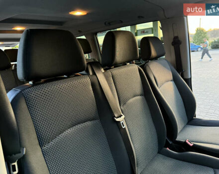 Черный Мерседес Виано, объемом двигателя 2.2 л и пробегом 306 тыс. км за 16500 $, фото 62 на Automoto.ua